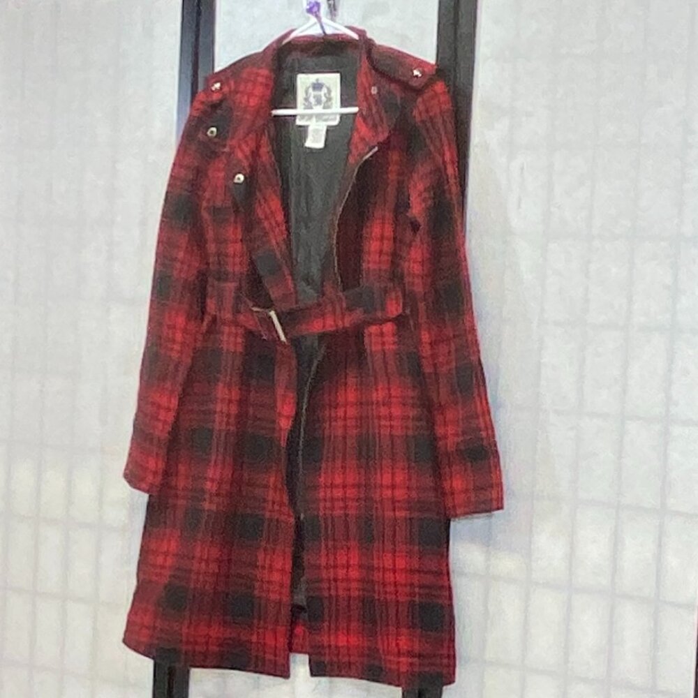 BB Dakota Plaid Wool Blend Long Trench Coat Red Black M Belted Full Zip Hi Neck - Picture 4 of 11